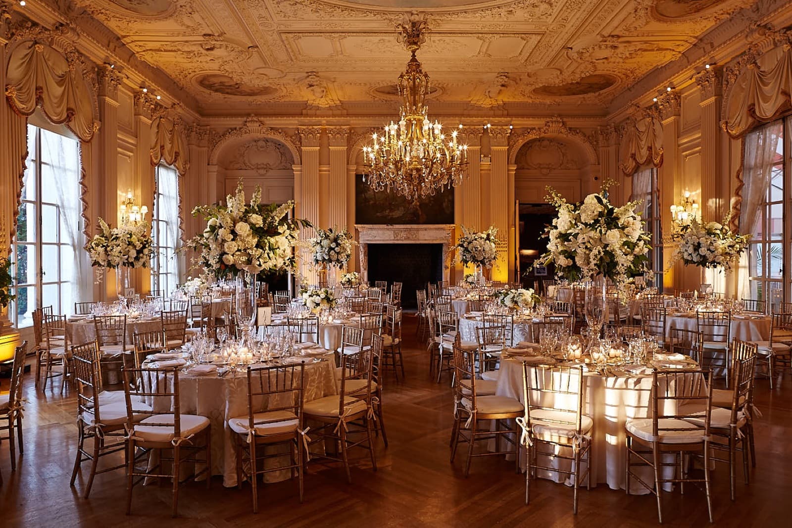 How to Plan a Budget Wedding in NYC (With Real Prices)