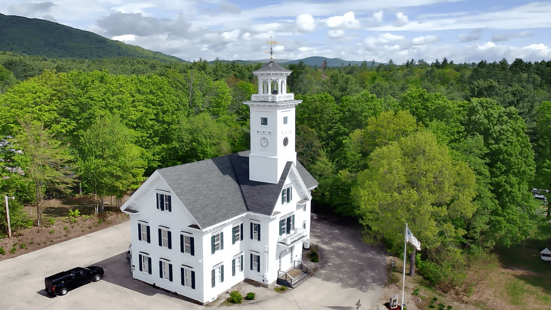 New Hampshire Mountain Wedding Venues With Prices